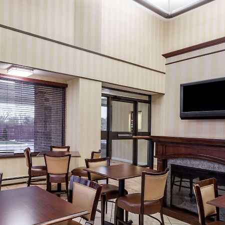 Days Inn By Wyndham Utica Zewnętrze zdjęcie